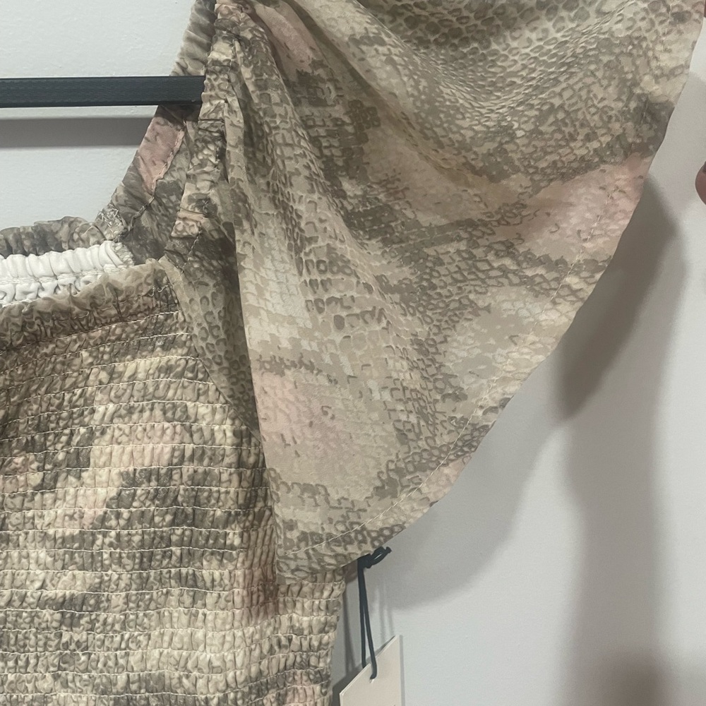 Japna Snakeprint Ruffle Sleeve Top - Picture 2 of 5